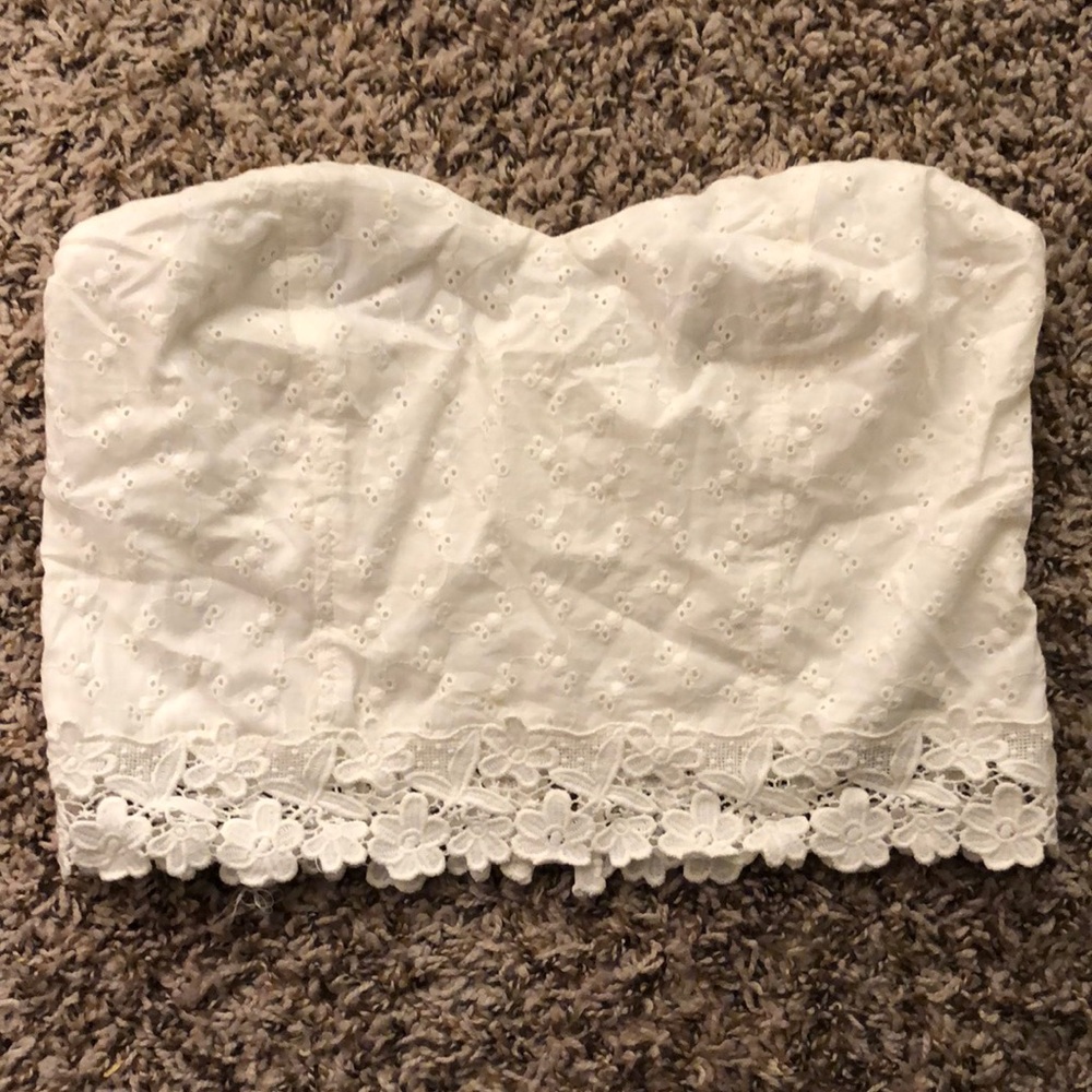 Medium crop top tube top